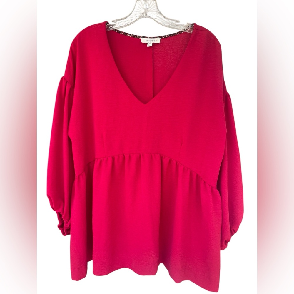 Umgee Size 1X Women's V-Neck Red peplum Top puff sleeve Plus Size
